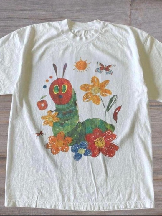 Kiara
T Tops - The Very Hungry Caterpillar Vintage Graphic T‑Shirt, Retro Book Art Casual Tee